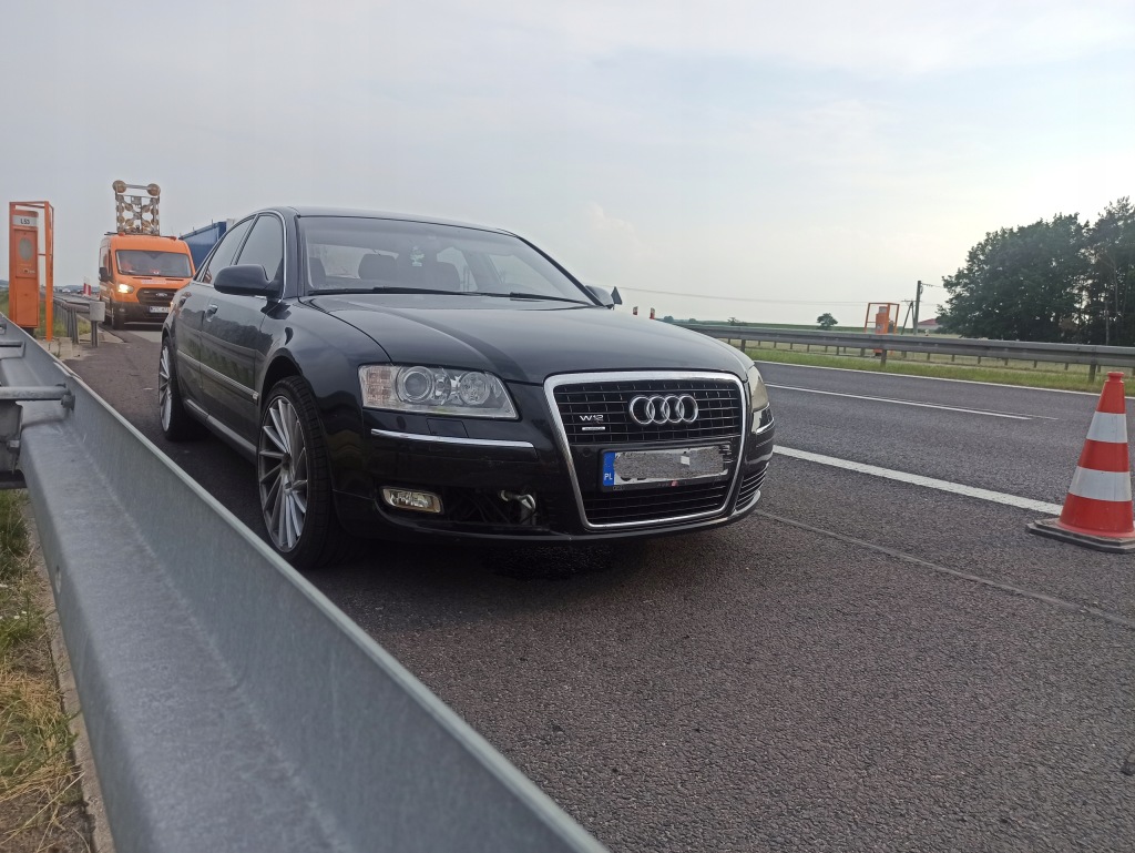 Audi a8 d3 w12 6.0 bht 450ps ідеальний стан піддон масляна комплект  2 частини Київ