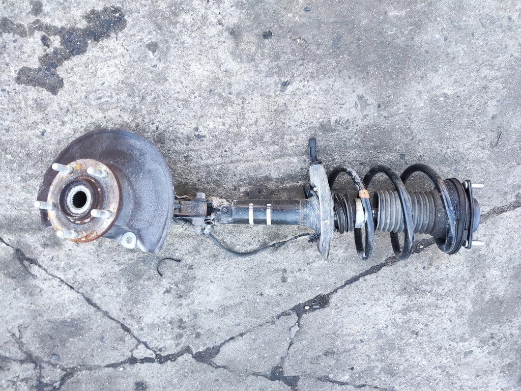 фото №1, Mitsubishi outlander iii поворотний кулак амортизаторна стійка правий