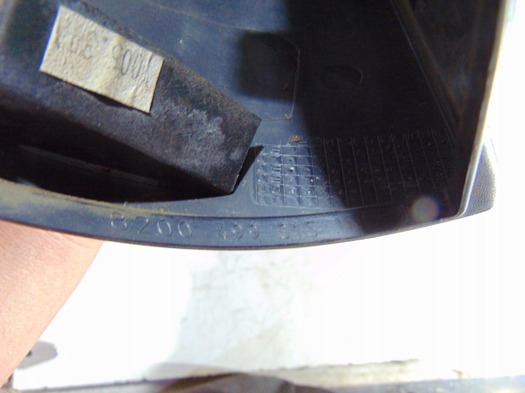 Уголок защита nad фара правый задний  kangoo iii Недорого