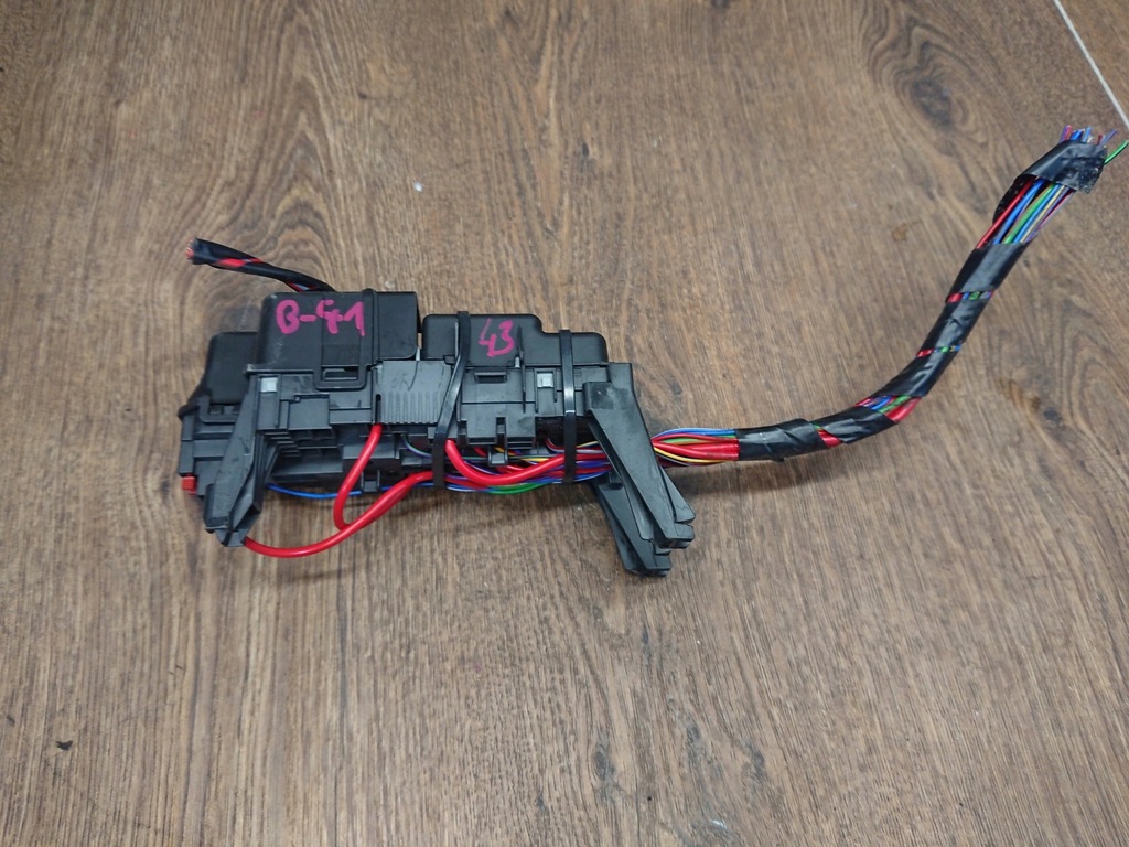 фото №1, Volvo v60 коробка предохранителей dpn13800159hwb