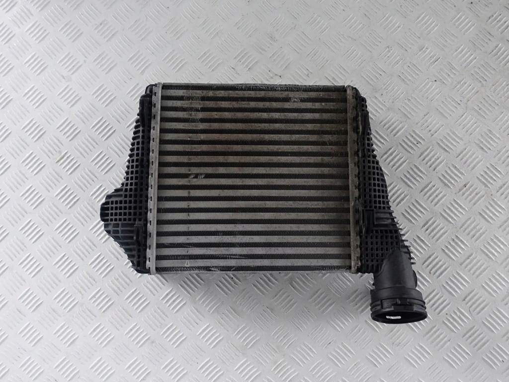 фото №9, Porsche macan 95b turbo интеркулер правый