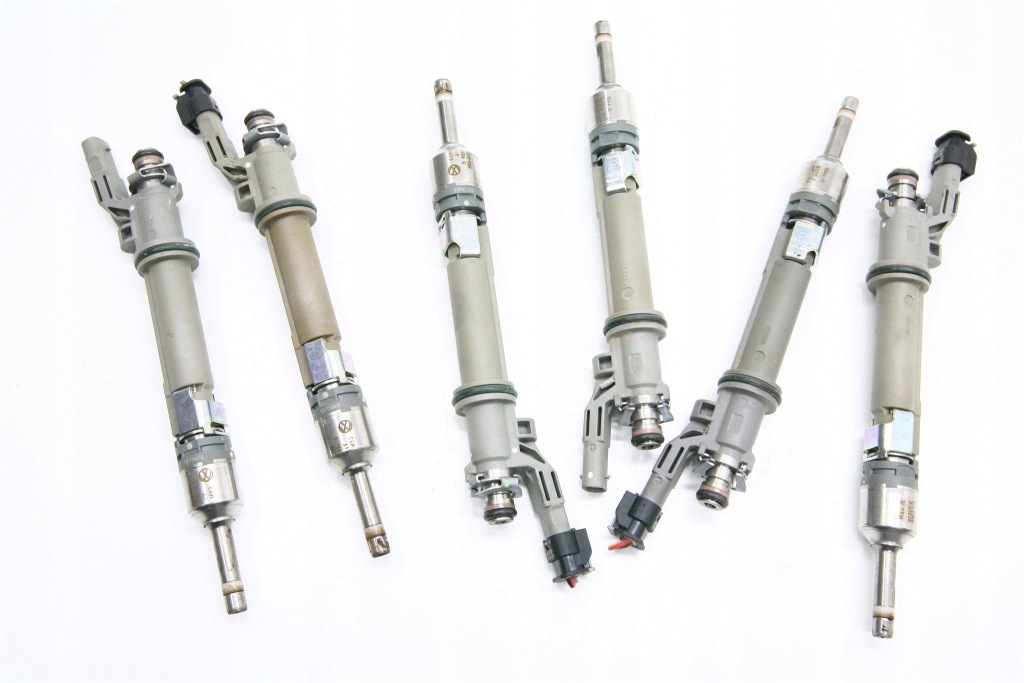 Купить Форсунка audi a8d4w12 6.3fsi 07p906036c