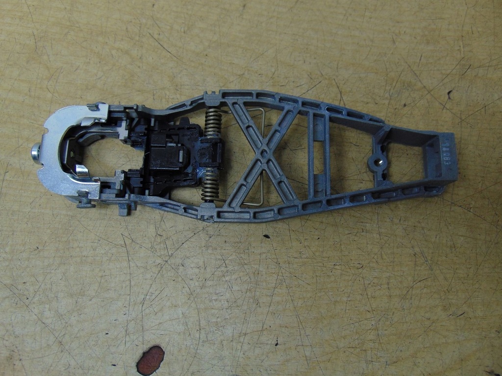 фото №1, Кронштейн кронштейн ручка vw transporter t6