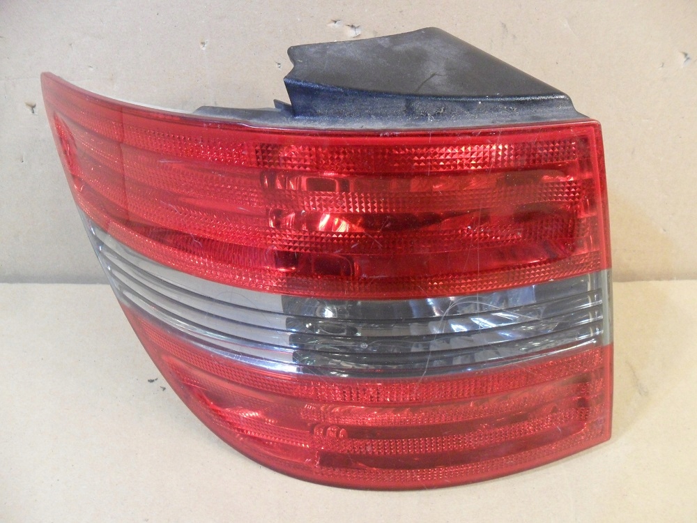 фото №1, Лампа права задня mercedes b klasa a169820