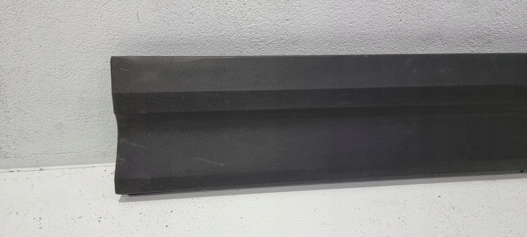 фото №4, Молдинг дверь правый перед volvo xc40 17-