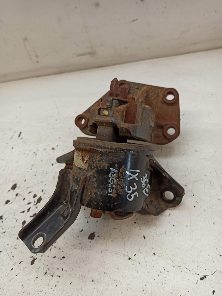 фото №1, Hyundai ix35 2.0crdi подушка двигателя 21814-2s600