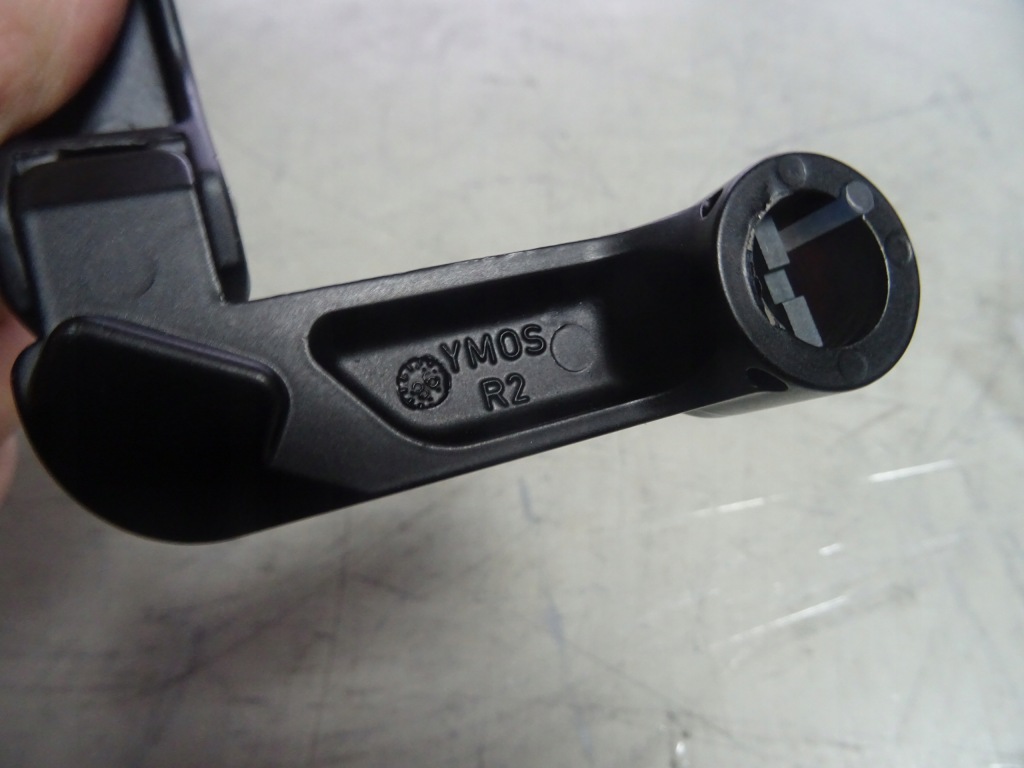 Кронштейн ручка стекло боковой mercedes a3817250379 в Украине