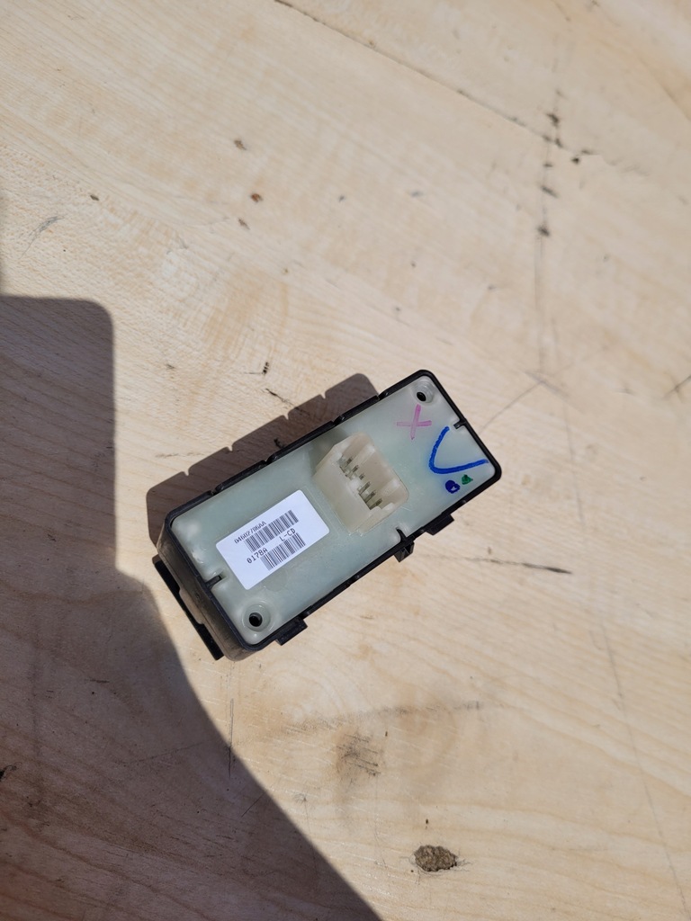 фото №8, Jeep grand cherokee wk 8-10 кнопка стекло блокировка