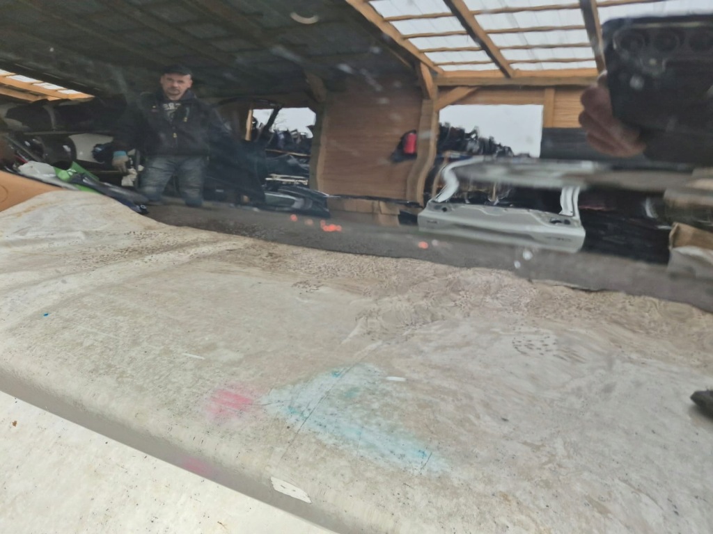 Tesla model y 20- двері перед передні праве Доставка