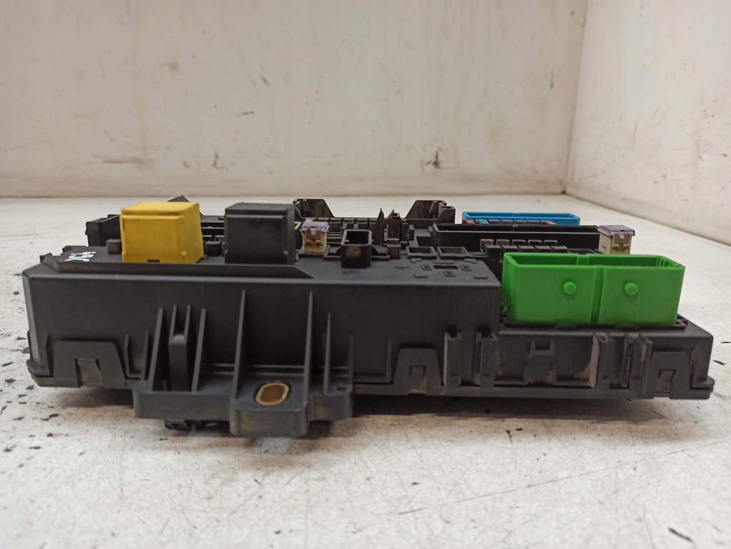 фото №9, Opel astra h коробка запобіжників 5dk008669-30