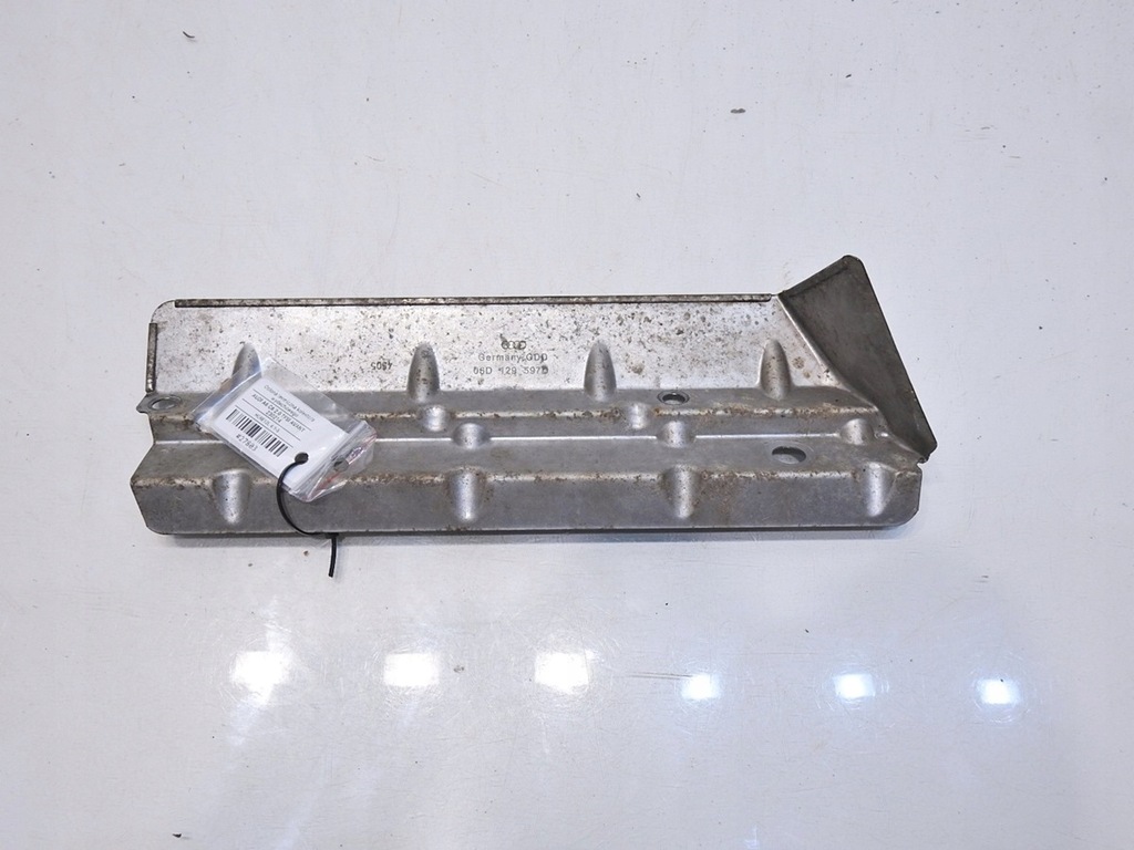 фото №6, Защита тепловая audi a6 c6 2.0 tfsi 06d129597d