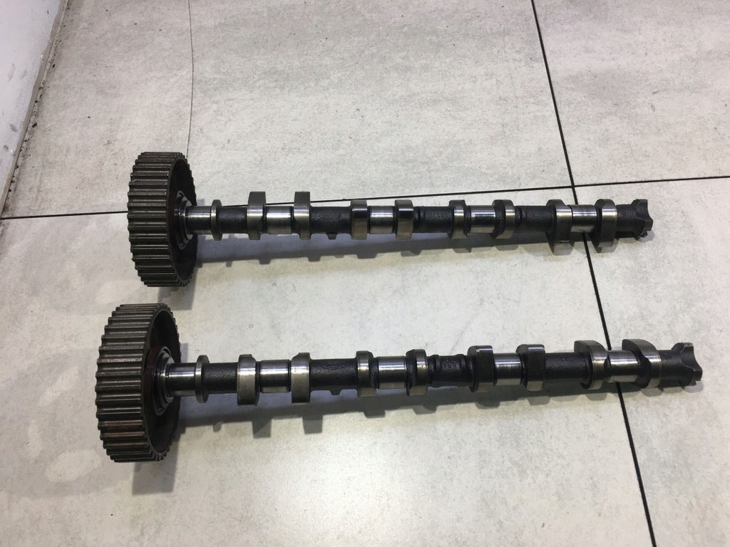 фото №1, Вал распределительного вала комплект focus i 2.0 16v eddb