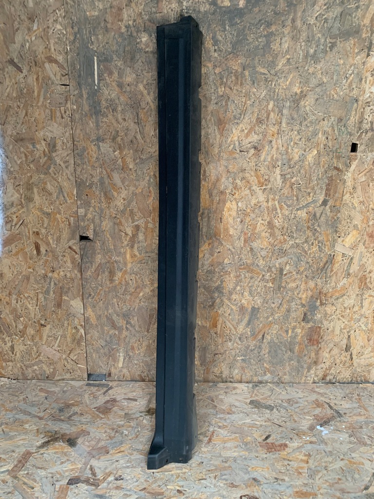 фото №1, Maserati levante молдинг порог правая левая