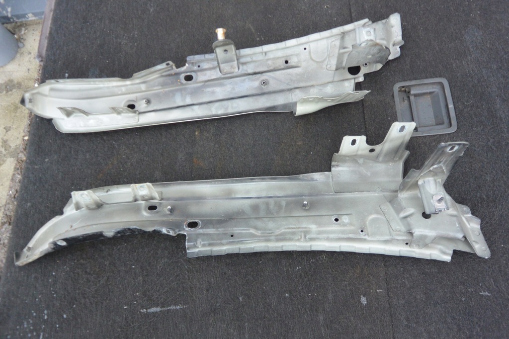 фото №7, Кронштейн крила перед lz9y audi q7 4l