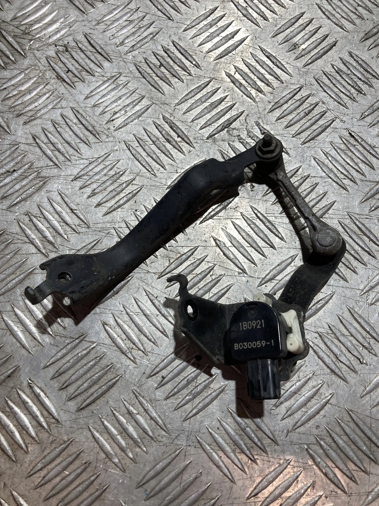 фото №1, Датчик выравнивание toyota rav4 v 19-