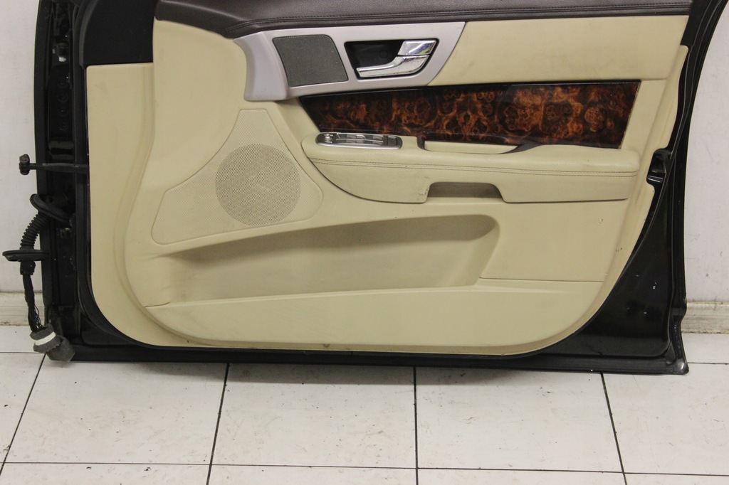 фото №5, Дверь правое правый перед jaguar xf sedan 2007-