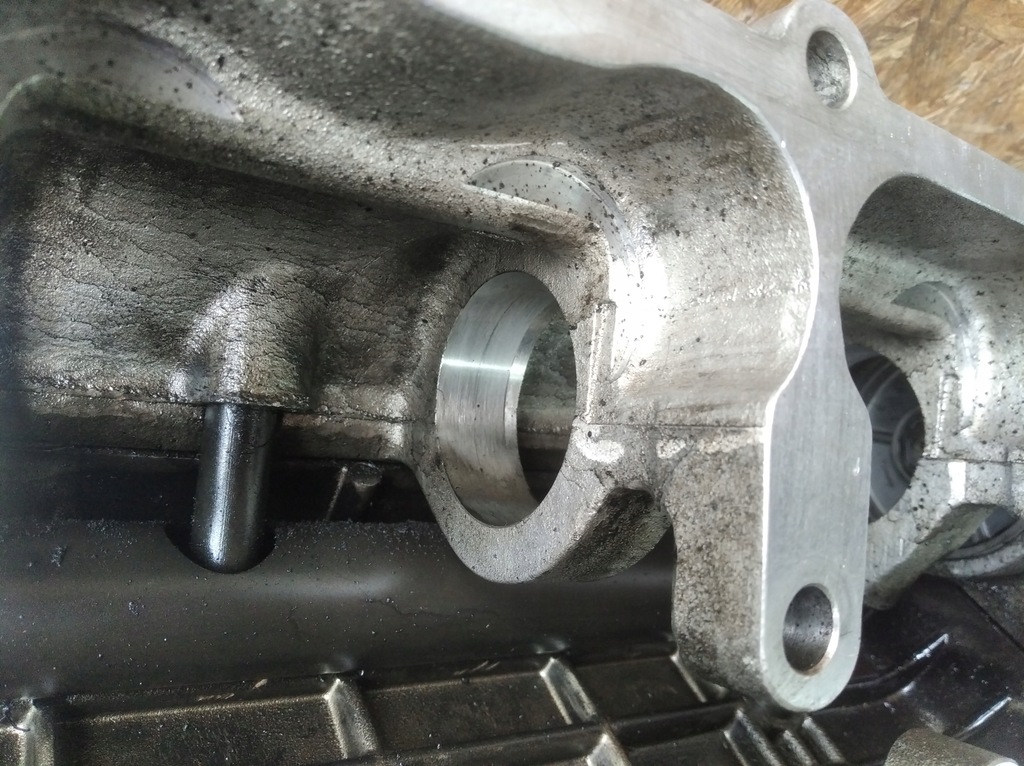 фото №7, Корпус вала распределительного вала andoria lublin 2,4d