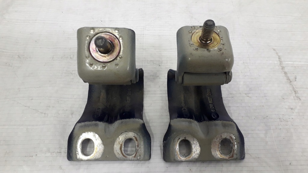 фото №11, Петля крышки багажника audi a3 8l 8d9827299