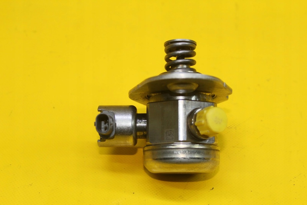 Насос топлива 7636881 bmw f20 f21 1.2 0261520249 с Разборки