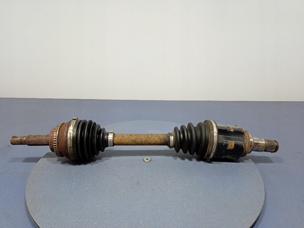 Купити Toyota corolla e12 2.0 d-4d 110km привідний вал ліва перед передня