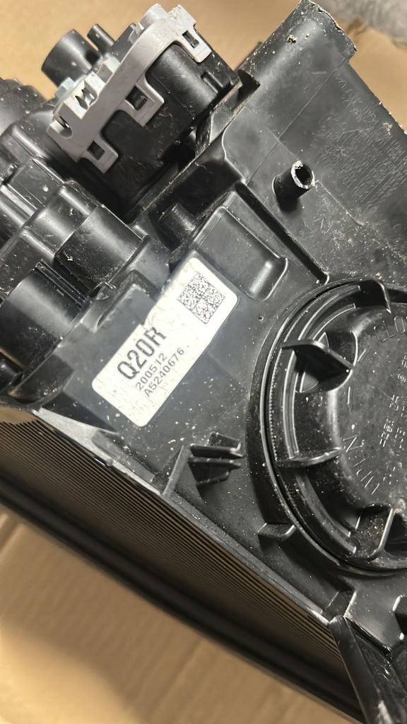 фото №4, Kia niro 2020- лампа правая передняя перед full led