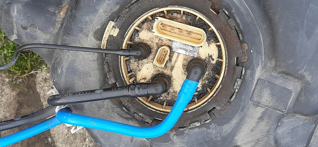 фото №7, Bak бак пального 3.0 tdi audi q7 4l 4l0201085