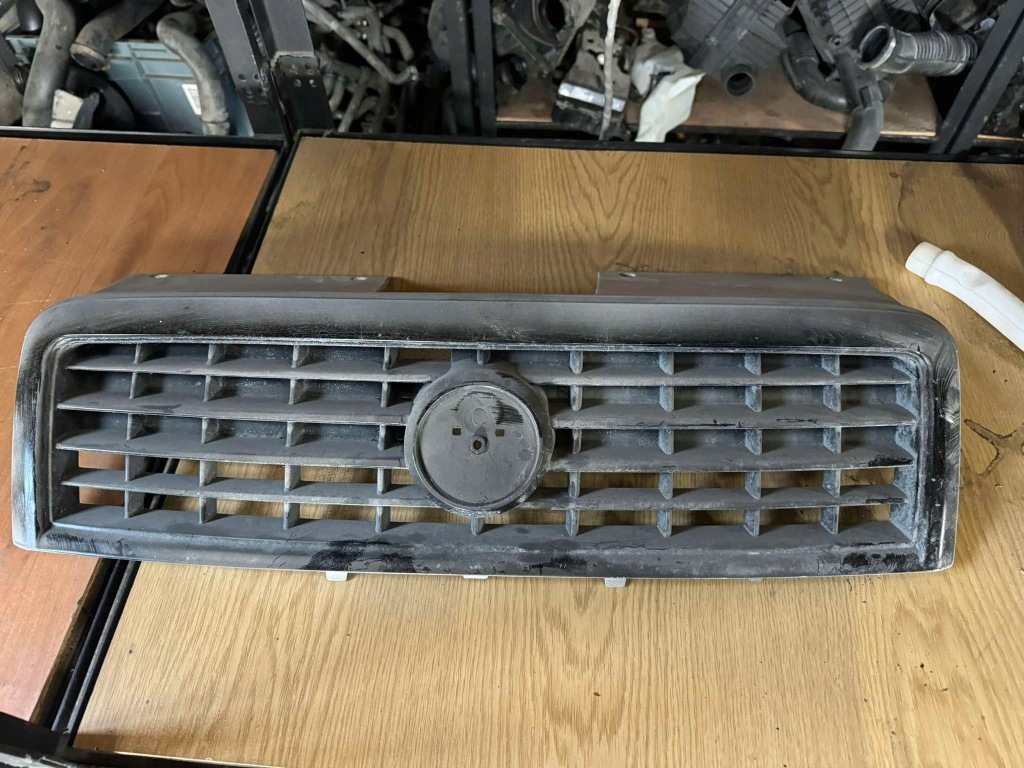 Купити Fiat doblo i рестайлінг  1.9 jtd multijet решітка радіатора решітка радіатора