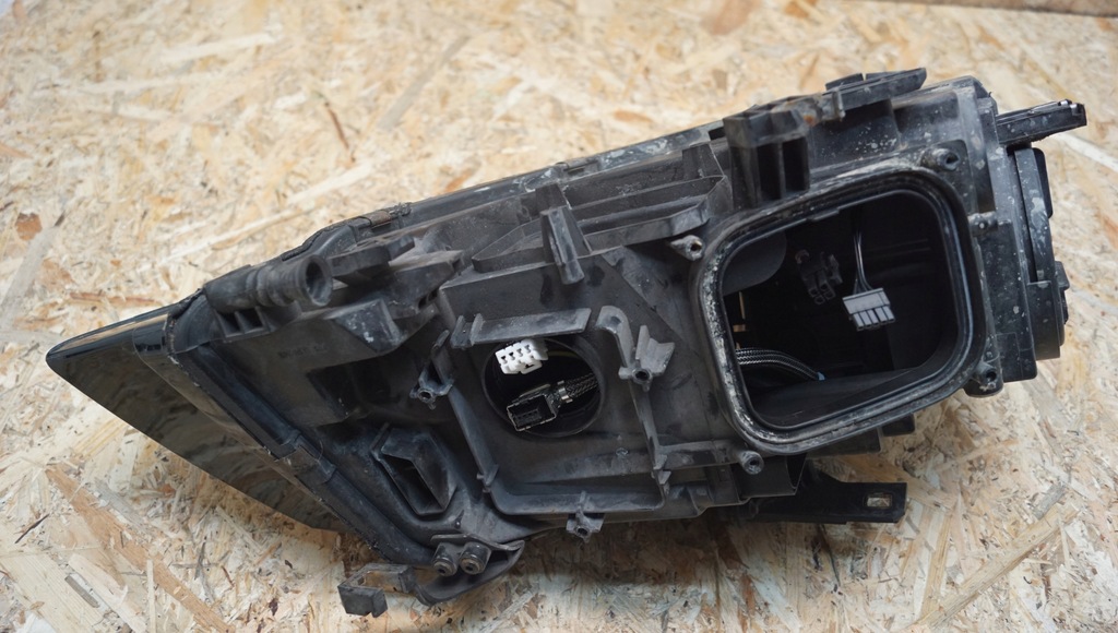 фото №10, Лампа левый перед audi a4 b8 ксенон