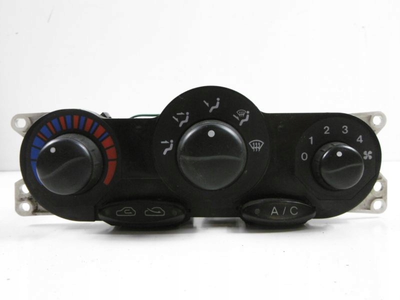 фото №8, Hyundai coupe i 96-99 панель управление обдув