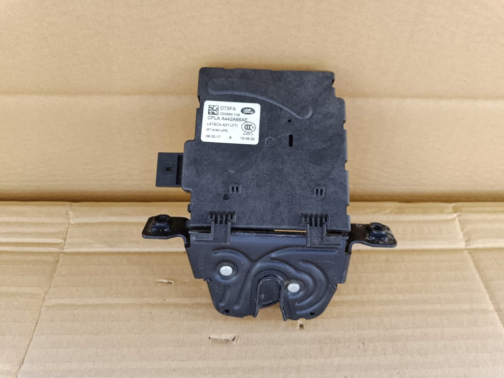 фото №1, Jaguar xf ii x260 - замок задний крышки