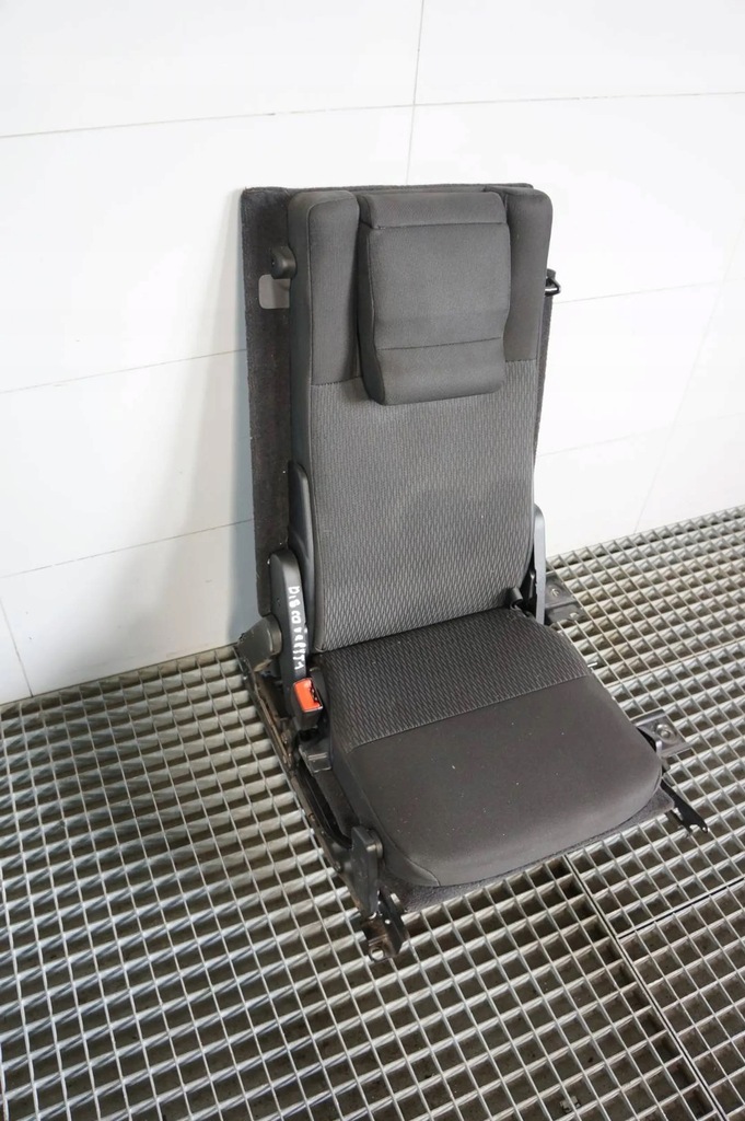 фото №2, Сиденье правый задняя land rover discovery iv 3 ряд