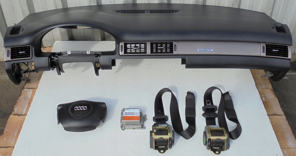 фото №1, Audi a6 c5 00 r панель приладів приладова консоль europa