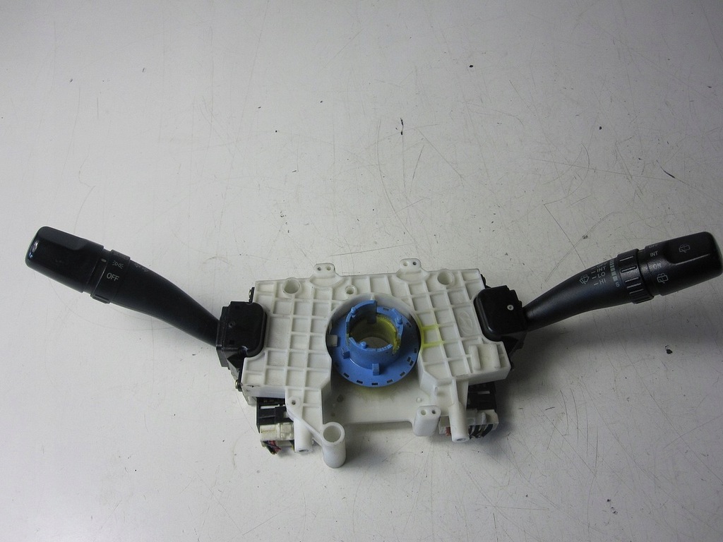 фото №1, Переключатель комбинированный переключатели hyundai matrix 04r