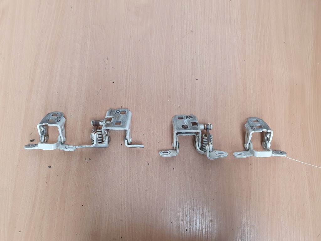 фото №8, Петля двері правий перед задня dodge nitro 08-