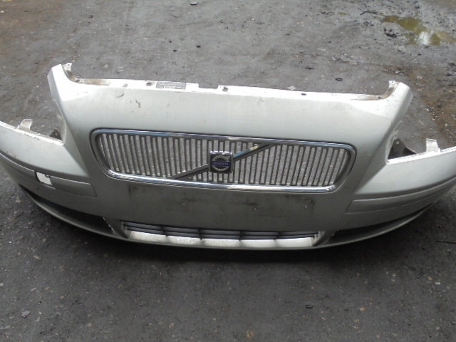 фото №8, Volvo v50 04-07 бампер перед передний решётка радиатора 30657005