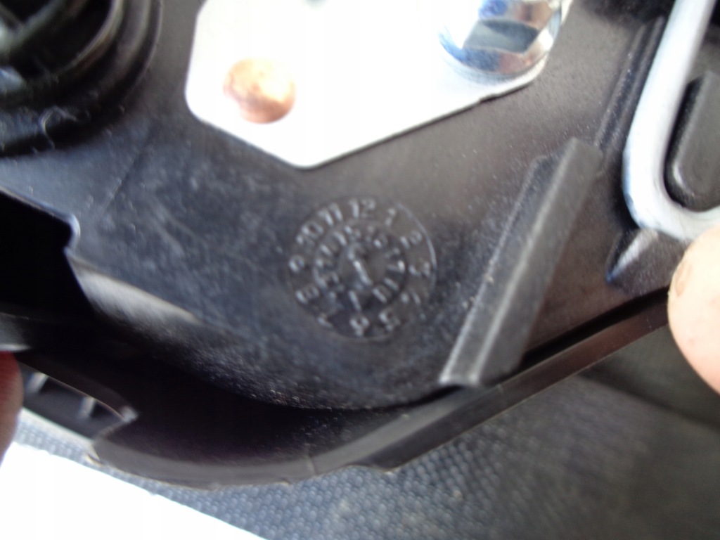 фото №11, Suzuki celerio '15 подушка безпеки ремені подушки безпеки демонтаж