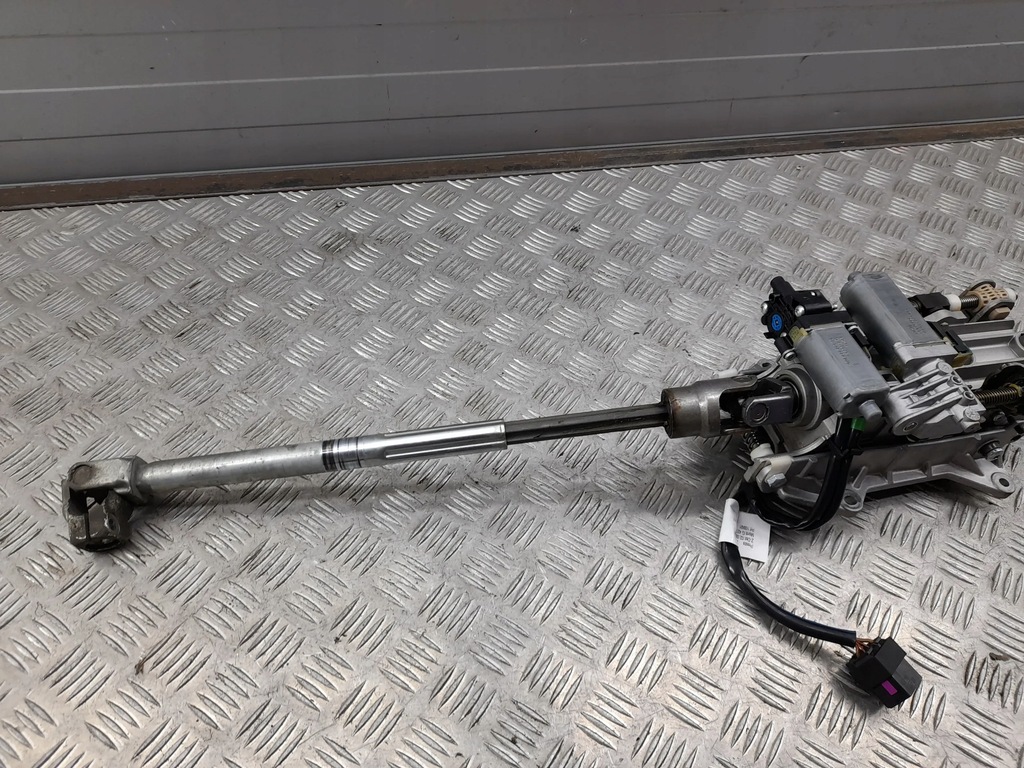 фото №7, Porsche panamera 97034700730 колонки кермові