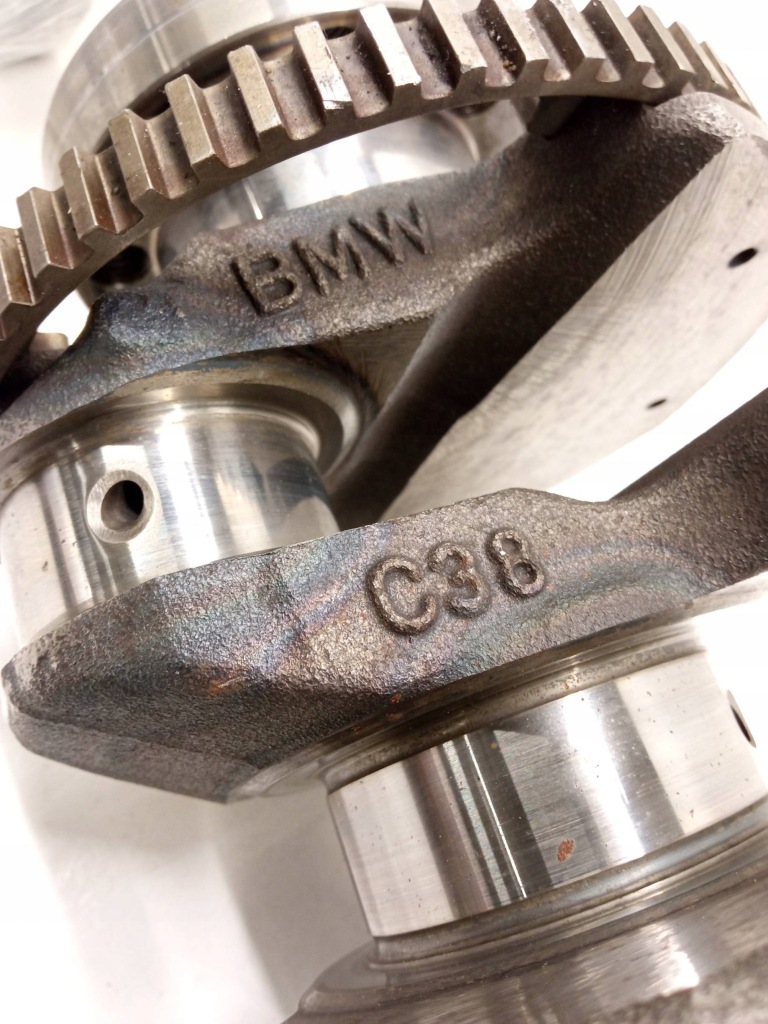 Wał колінчастий 2.5 d m57 bmw seria 5 iv 1995-2003 e39 Оригінал