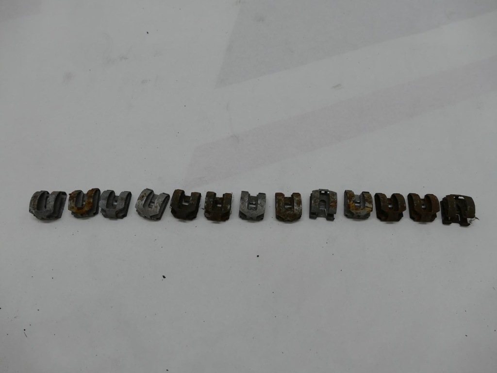 фото №15, Mercedes e w124 coupe молдинг хром бампера задня