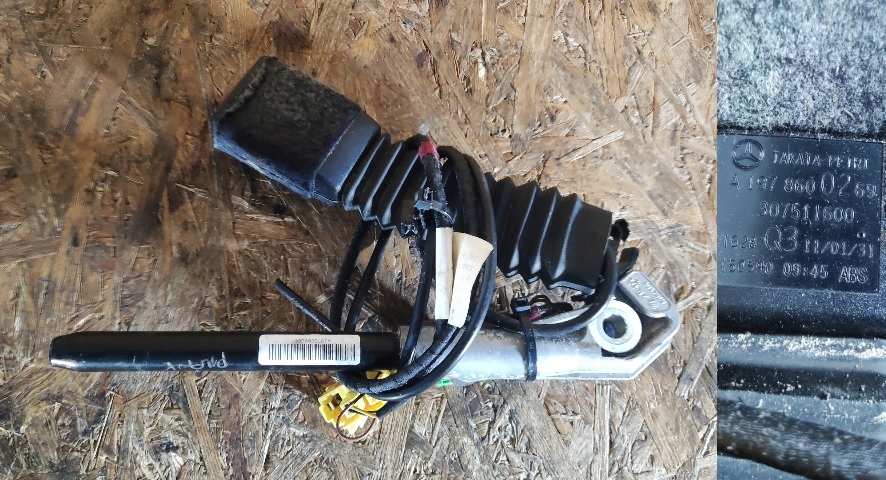 фото №1, Натяжитель поперечина правый mercedes w197 w171 r171