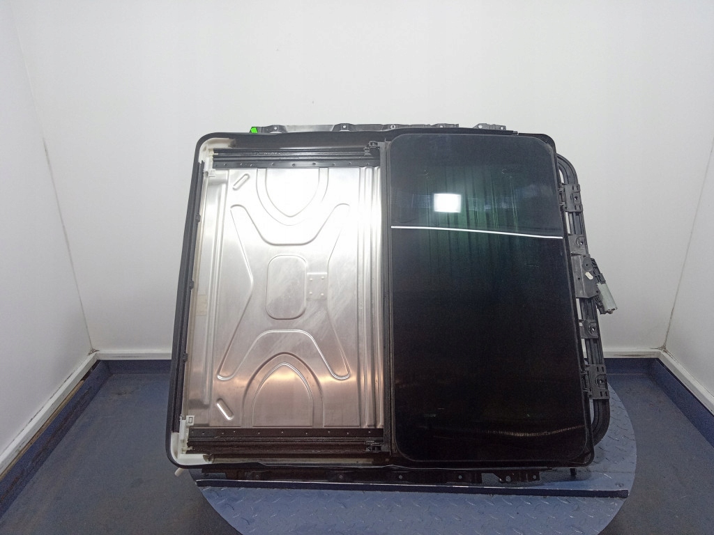 фото №1, Bmw x6 e71 e72 люк