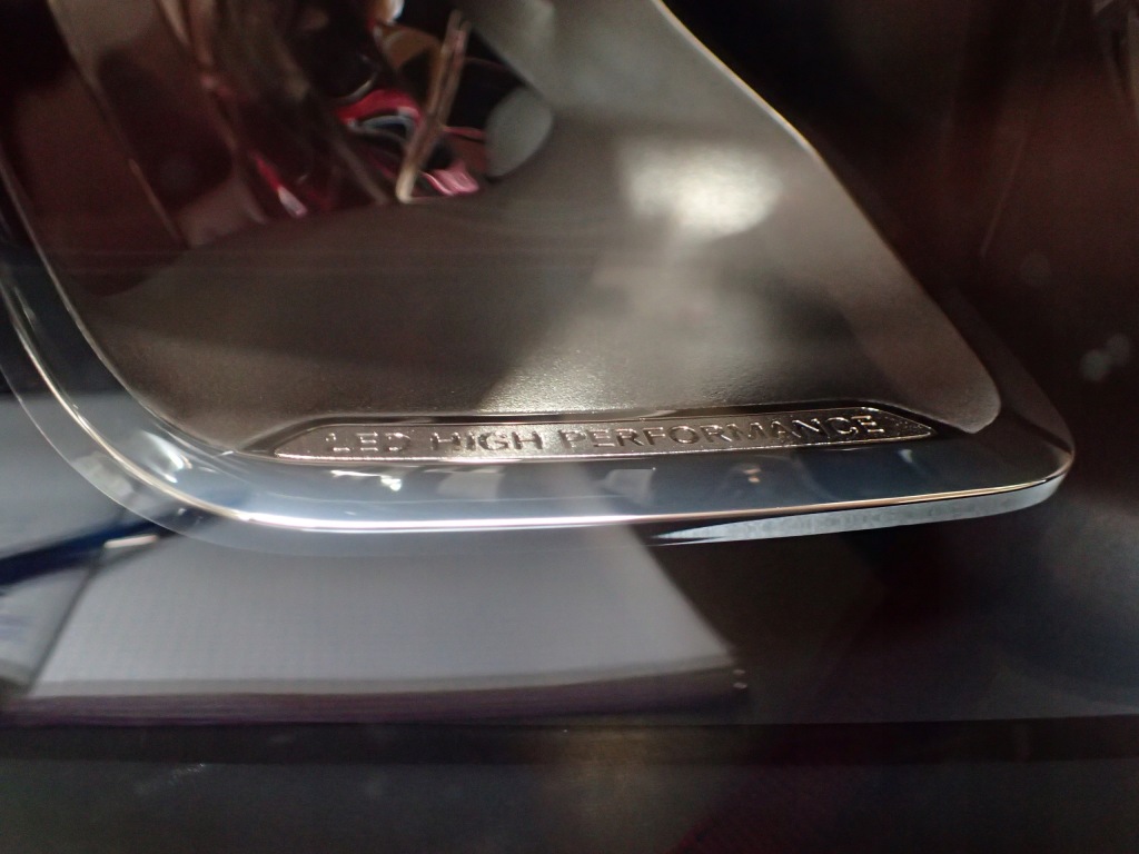 фото №2, Лампа перед правая mercedes b klasa w247 full led