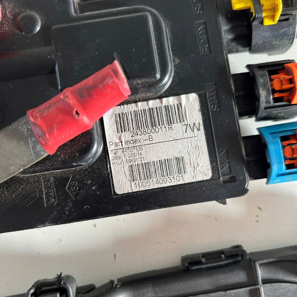 фото №6, Модуль блок управления аккумулятор распределитель напряжения renault megane iii 3