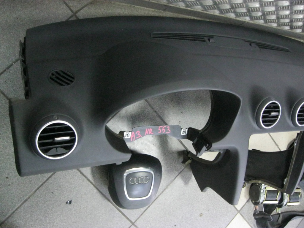 фото №5, Приборная панель консоль подушка безопасности audi a3 8p