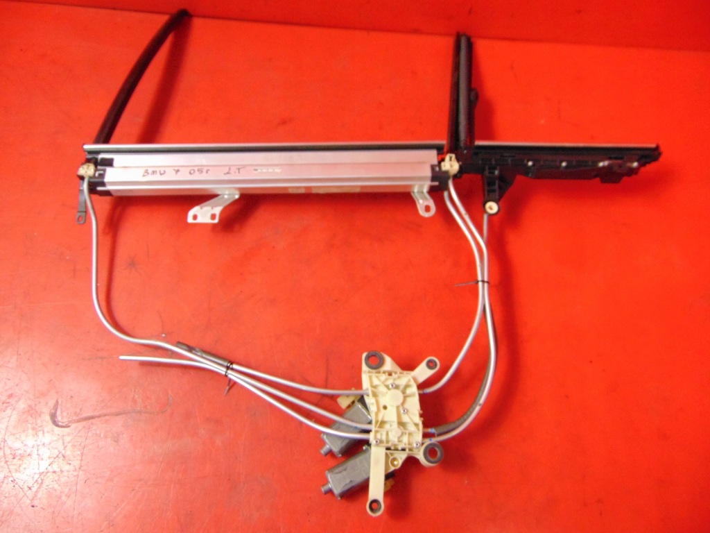 фото №1, Bmw 7 e65 шторка жалюзи механизм дверь левая задняя задняя 8240519