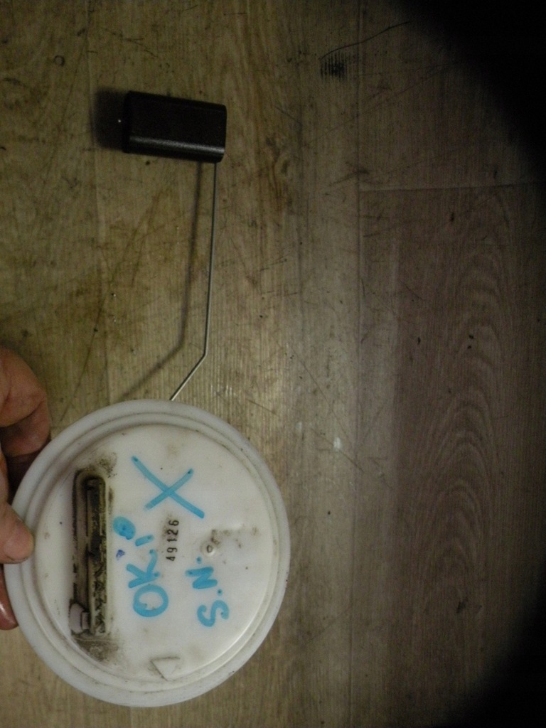 фото №5, Volvo s60 v70 s80 2.4 2.4 t 2.0 t 2.8 t6 2.9 датчик уровня топлива