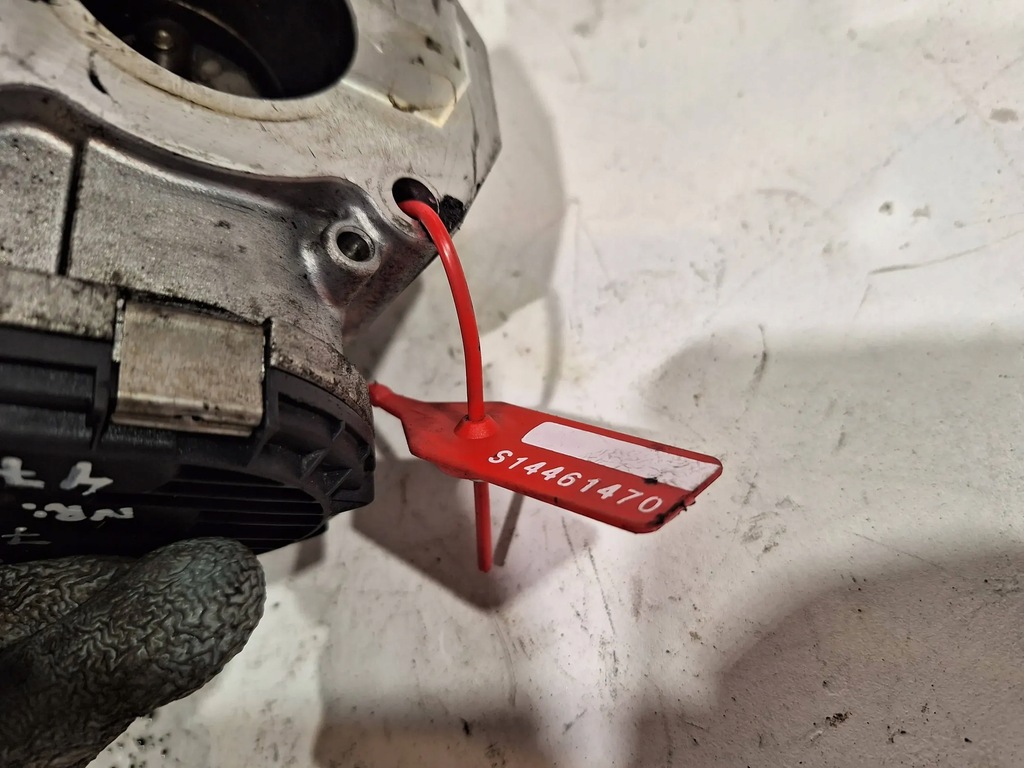 фото №5, Дроссельная заслонка 0280750481 peugeot 107 1.0 vti 05-