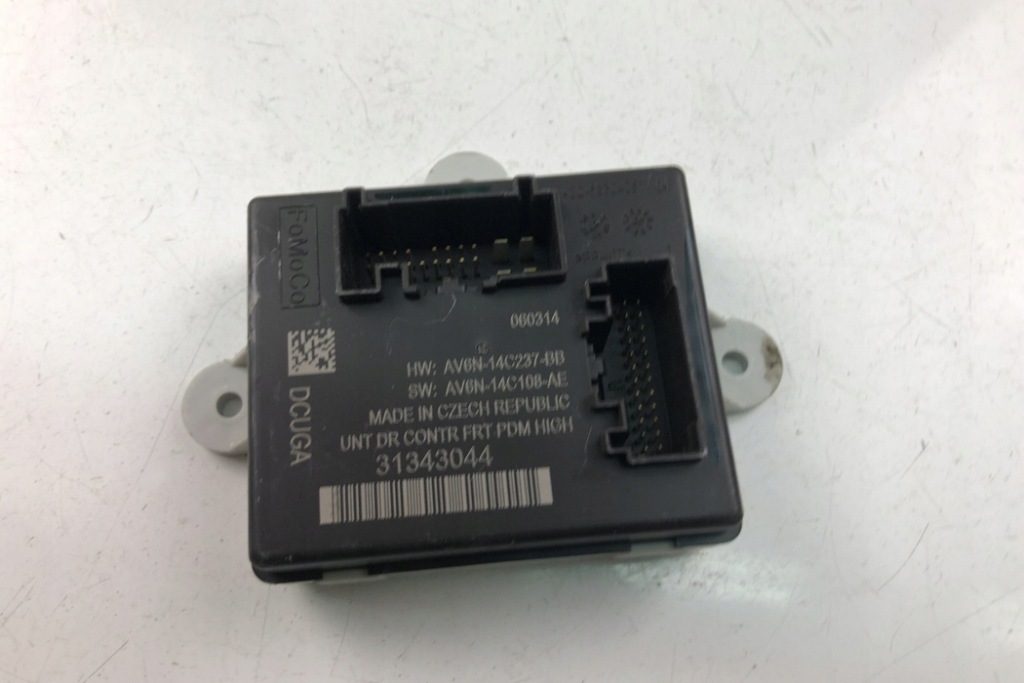 фото №1, Блок управления volvo v40 хэтчбек 31343044 2014