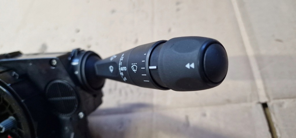 фото №3, Переключатель комбинированный citroen c4 iii 20- 98519828zd