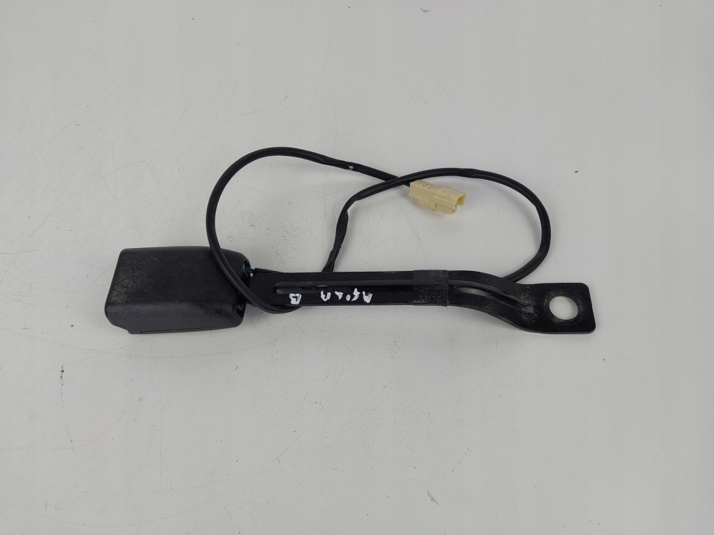 Купити Кліпса поперечина правий перед 309793 1050629 opel agila b